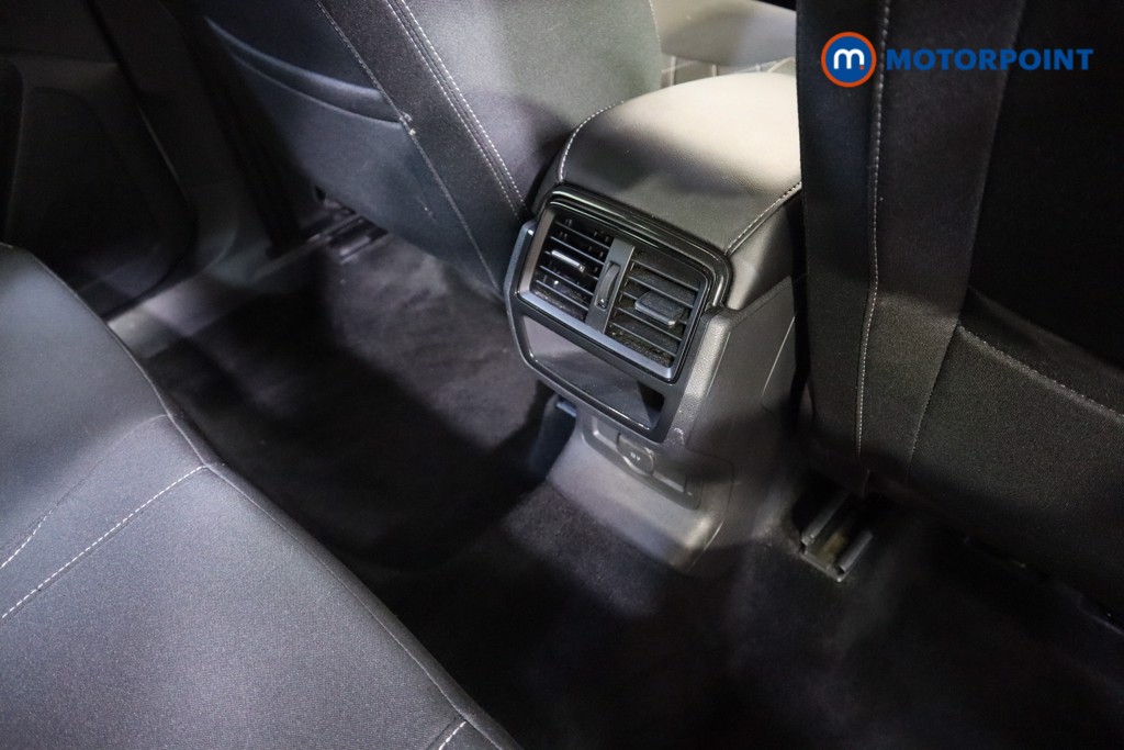 Skoda Karoq Sport Line Automatic Petrol SUV - Stock Number (1591939) - 19th supplementary image