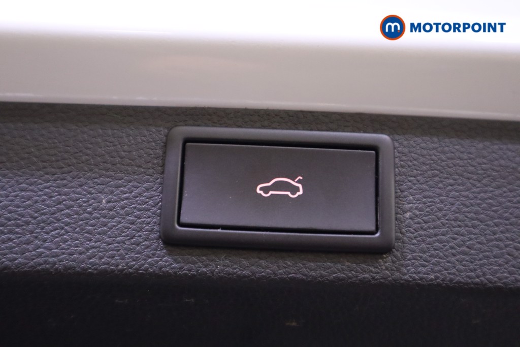 Skoda Karoq Sport Line Automatic Petrol SUV - Stock Number (1591939) - 21st supplementary image