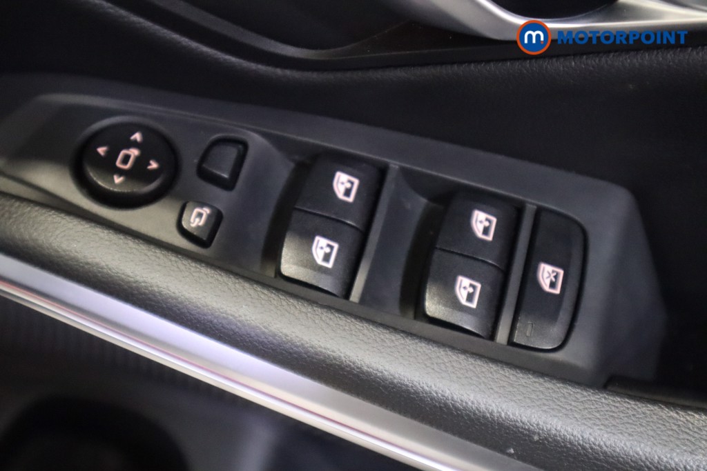 BMW 3 Series M Sport Automatic Petrol Plug-In Hybrid Saloon - Stock Number (1591945) - 12th supplementary image