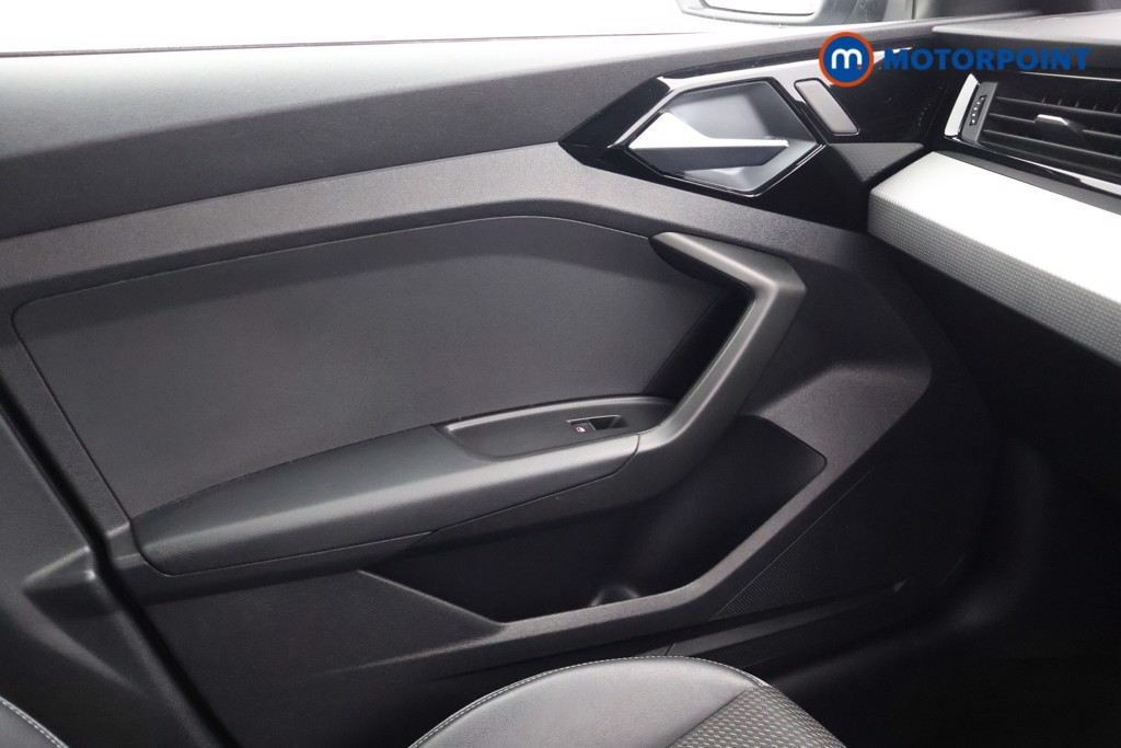 Audi A1 S Line Manual Petrol Hatchback - Stock Number (1592077) - 14th supplementary image