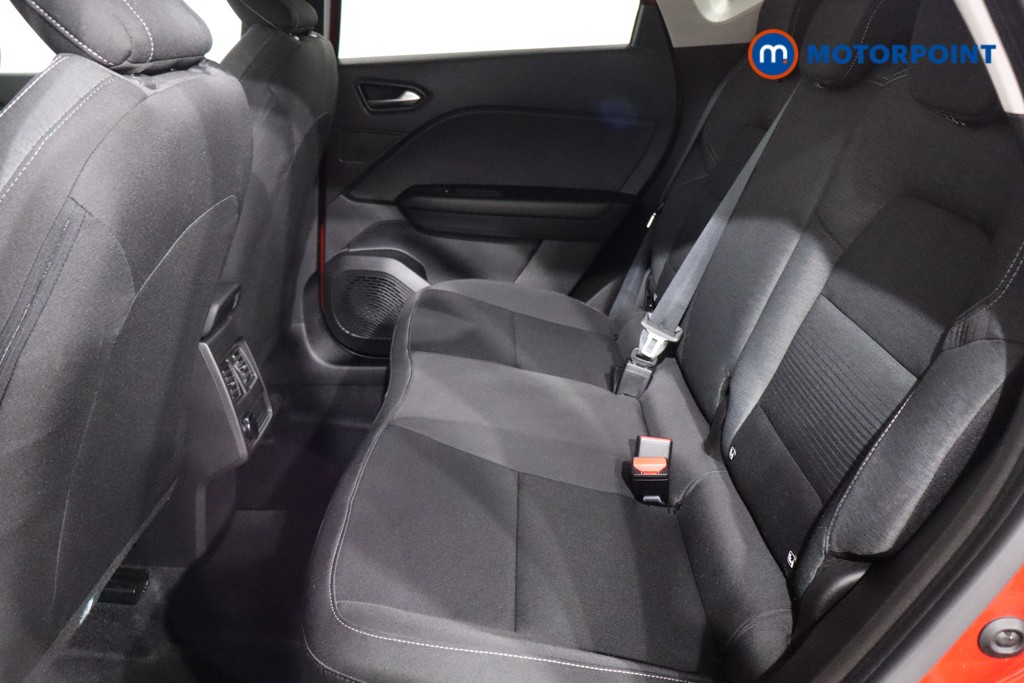 Renault Captur Iconic Automatic Petrol SUV - Stock Number (1592081) - 5th supplementary image