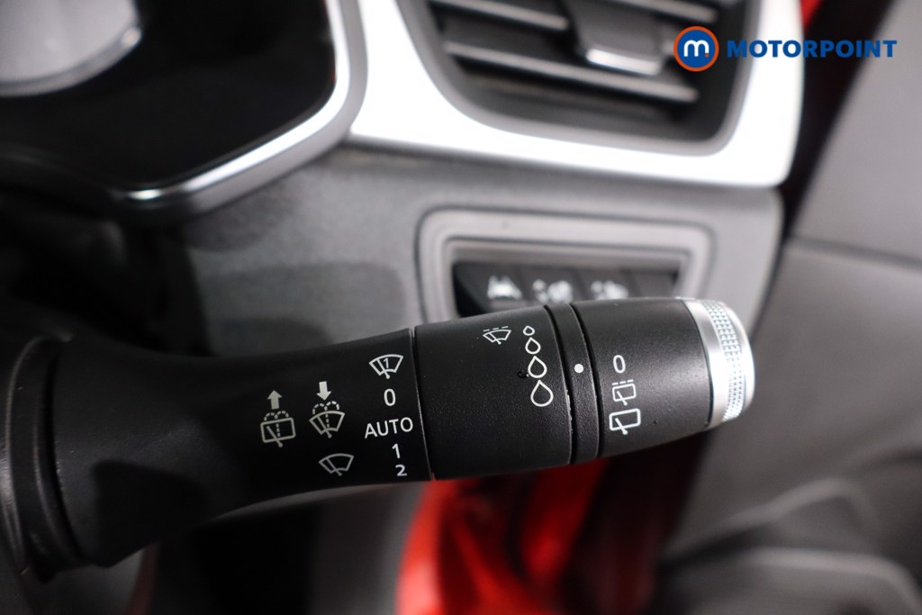 Renault Captur Iconic Automatic Petrol SUV - Stock Number (1592081) - 18th supplementary image