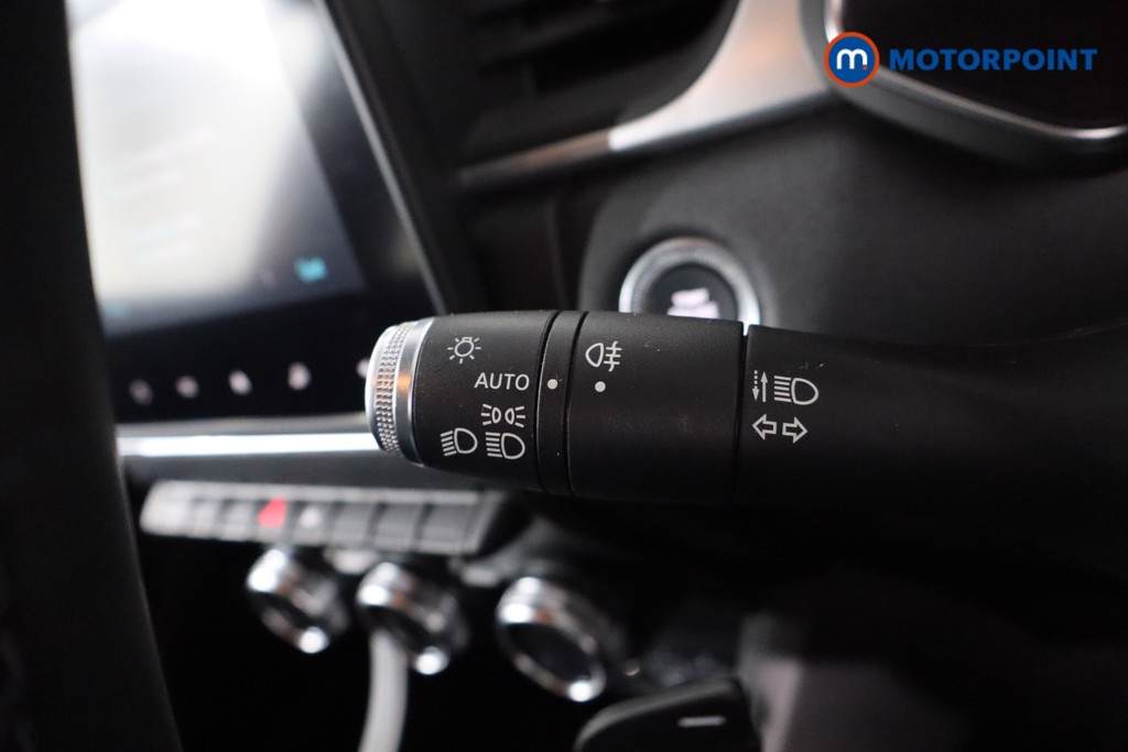 Renault Captur Iconic Automatic Petrol SUV - Stock Number (1592081) - 20th supplementary image