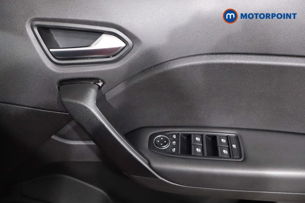 Renault Captur Iconic Automatic Petrol SUV - Stock Number (1592081) - 22nd supplementary image