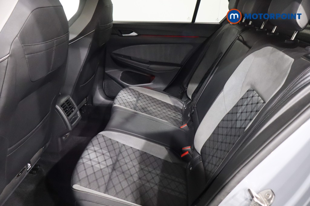 Volkswagen Golf R-Line Manual Petrol Hatchback - Stock Number (1592101) - 5th supplementary image