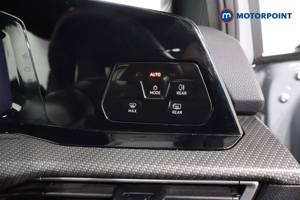 Volkswagen Golf R-Line Manual Petrol Hatchback - Stock Number (1592101) - 20th supplementary image