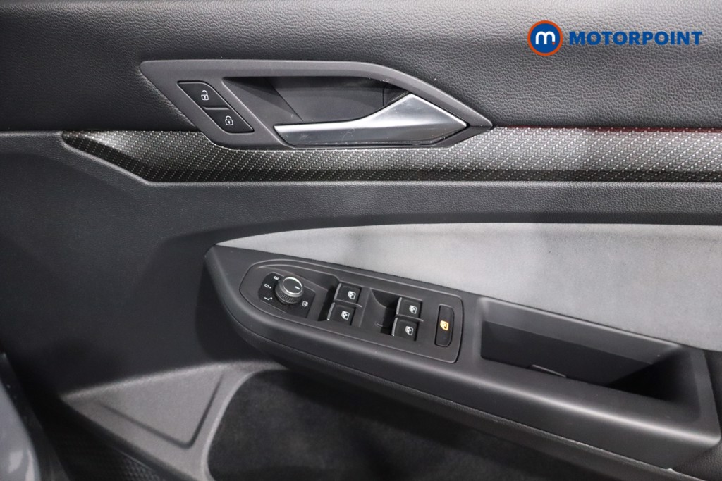 Volkswagen Golf R-Line Manual Petrol Hatchback - Stock Number (1592101) - 21st supplementary image