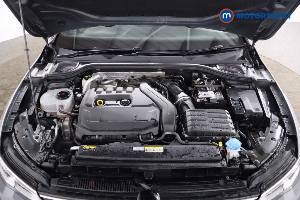 Volkswagen Golf R-Line Manual Petrol Hatchback - Stock Number (1592101) - 31st supplementary image