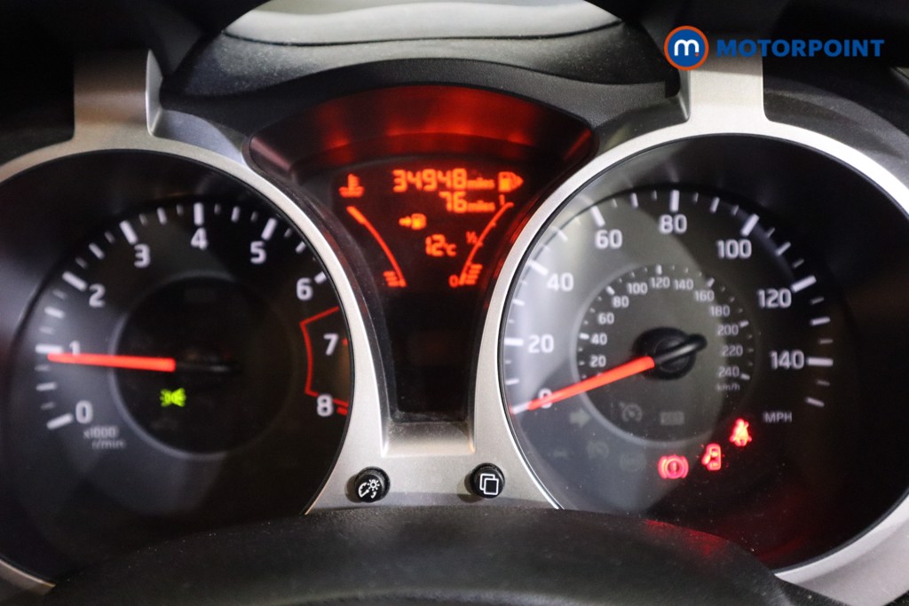 Nissan Juke N-Connecta Manual Petrol SUV - Stock Number (1592263) - 4th supplementary image