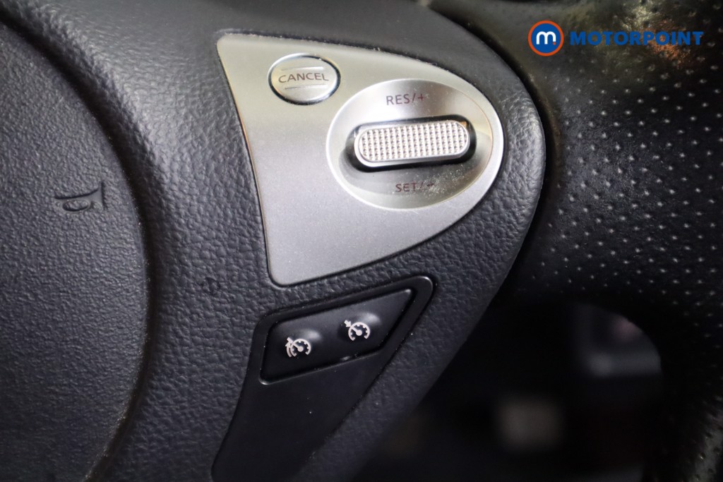 Nissan Juke N-Connecta Manual Petrol SUV - Stock Number (1592263) - 18th supplementary image