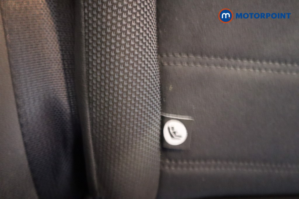 Nissan Juke N-Connecta Manual Petrol SUV - Stock Number (1592263) - 25th supplementary image