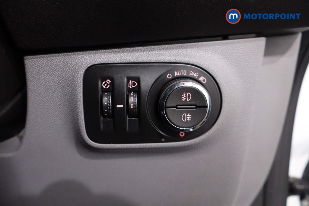 Vauxhall Corsa SE Manual Petrol Hatchback - Stock Number (1592434) - 19th supplementary image