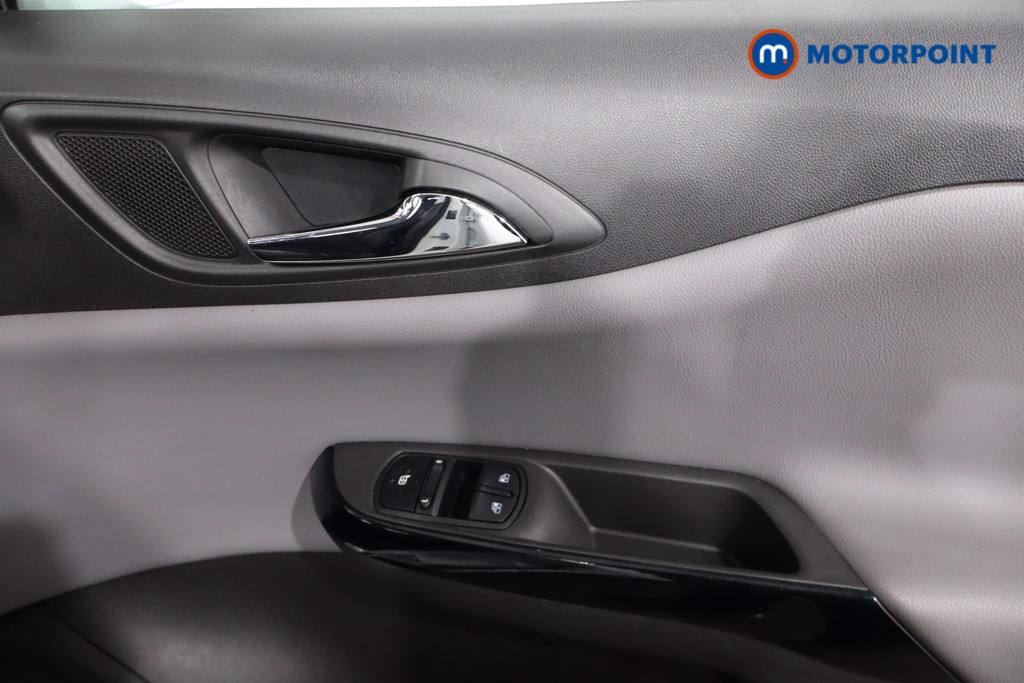 Vauxhall Corsa SE Manual Petrol Hatchback - Stock Number (1592434) - 20th supplementary image