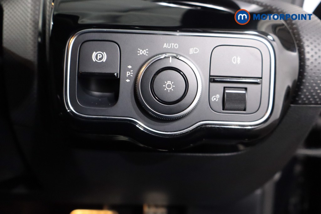 Mercedes-Benz CLA Amg Line Automatic Petrol Coupe - Stock Number (1592439) - 21st supplementary image