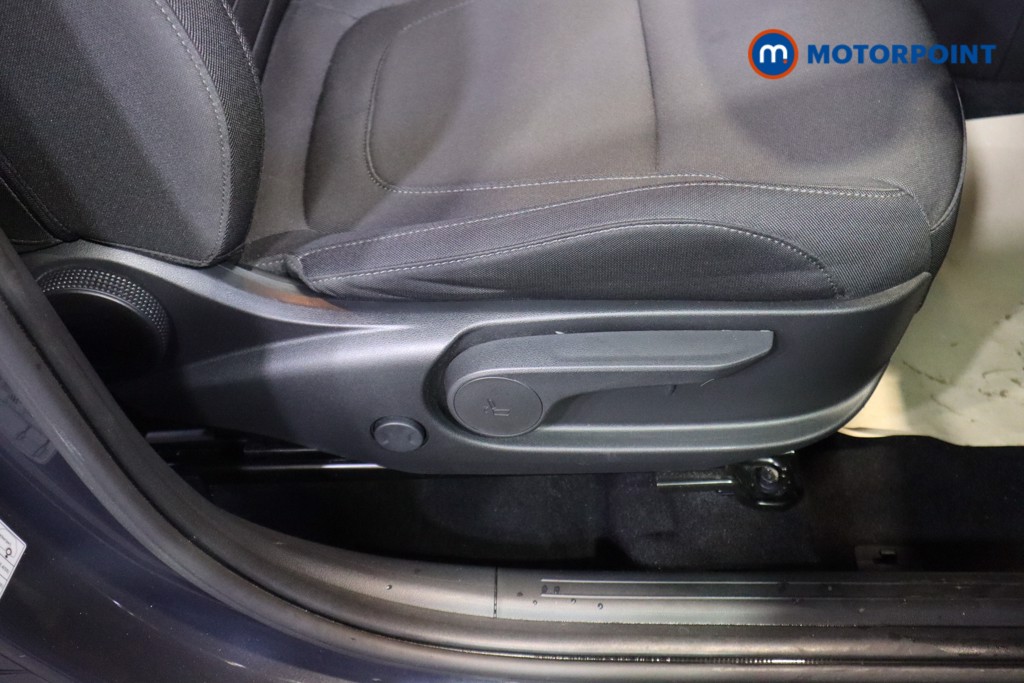 Hyundai Tucson Se Connect Manual Petrol SUV - Stock Number (1592480) - 16th supplementary image