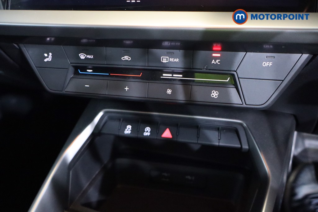 Audi A3 Technik Manual Petrol Hatchback - Stock Number (1570356) - 12th supplementary image