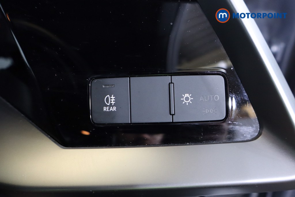 Audi A3 Technik Manual Petrol Hatchback - Stock Number (1570356) - 19th supplementary image