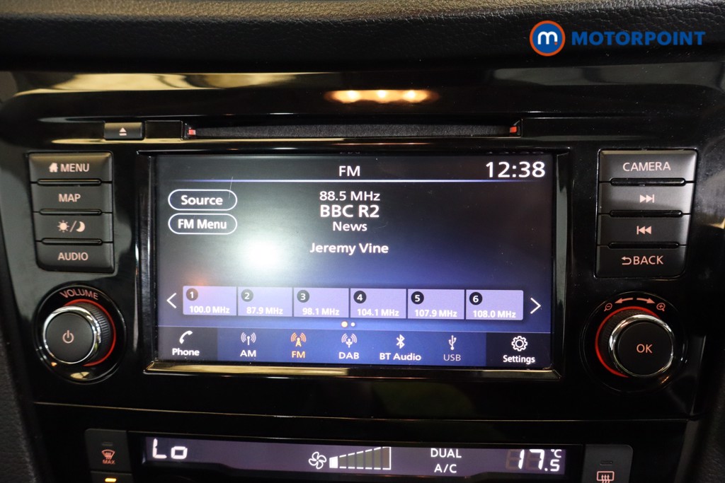 Nissan Qashqai N-Connecta Automatic Petrol SUV - Stock Number (1571167) - 7th supplementary image