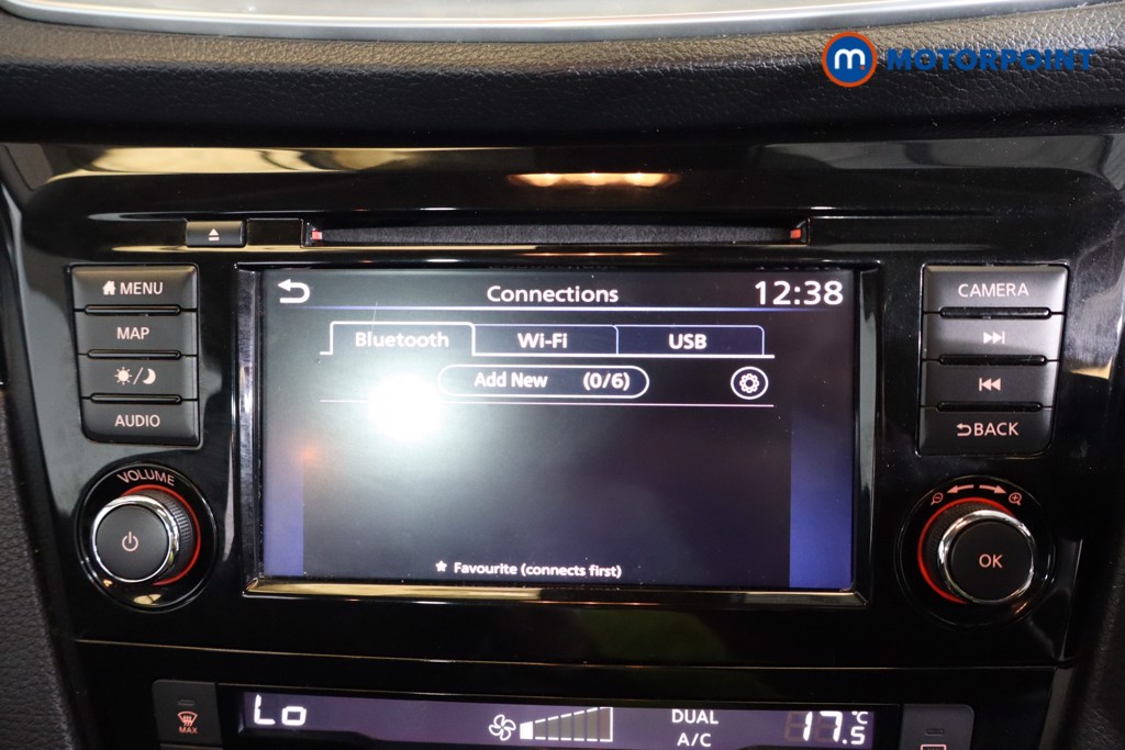 Nissan Qashqai N-Connecta Automatic Petrol SUV - Stock Number (1571167) - 9th supplementary image