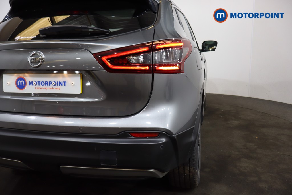 Nissan Qashqai N-Connecta Automatic Petrol SUV - Stock Number (1571167) - 32nd supplementary image