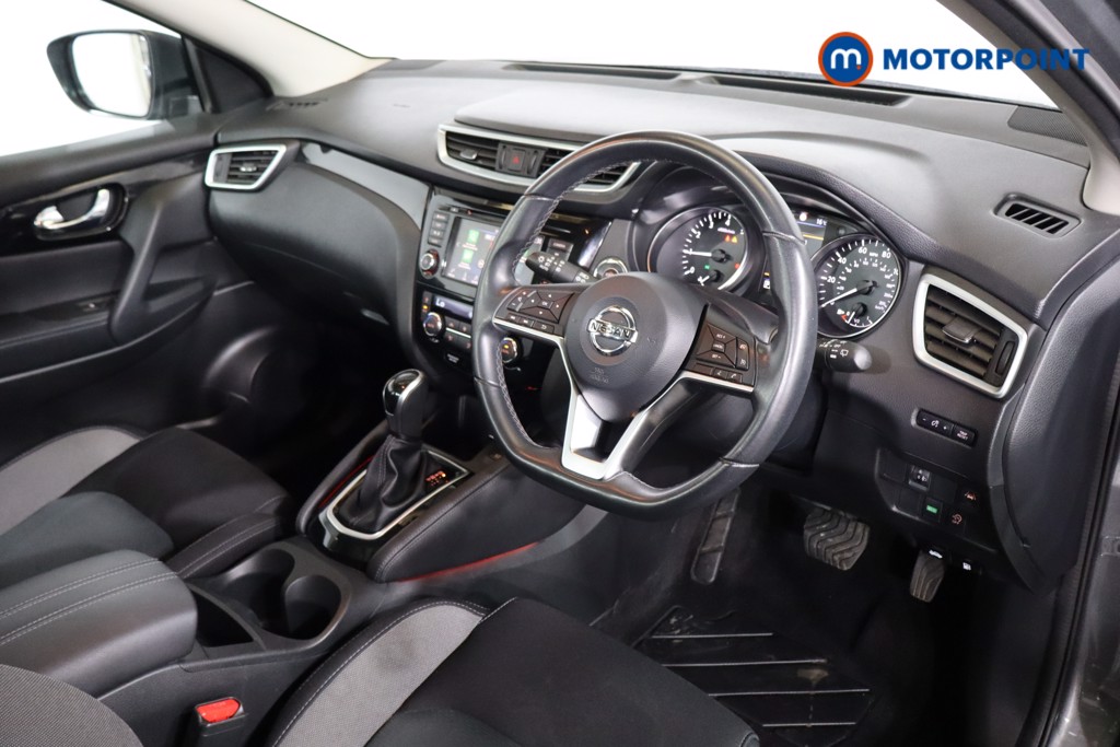 Nissan Qashqai N-Connecta Automatic Petrol SUV - Stock Number (1571167) - 1st supplementary image