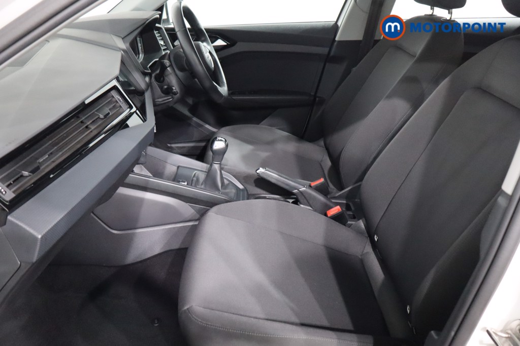 Audi A1 Technik Manual Petrol Hatchback - Stock Number (1572444) - 4th supplementary image