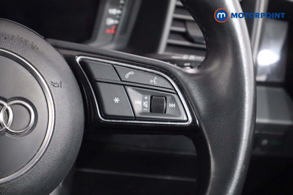 Audi A1 Technik Manual Petrol Hatchback - Stock Number (1572444) - 8th supplementary image