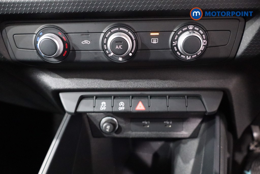 Audi A1 Technik Manual Petrol Hatchback - Stock Number (1572444) - 16th supplementary image