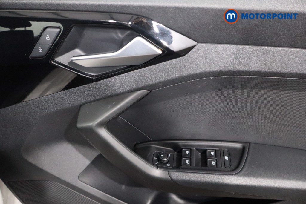 Audi A1 Technik Manual Petrol Hatchback - Stock Number (1572444) - 22nd supplementary image