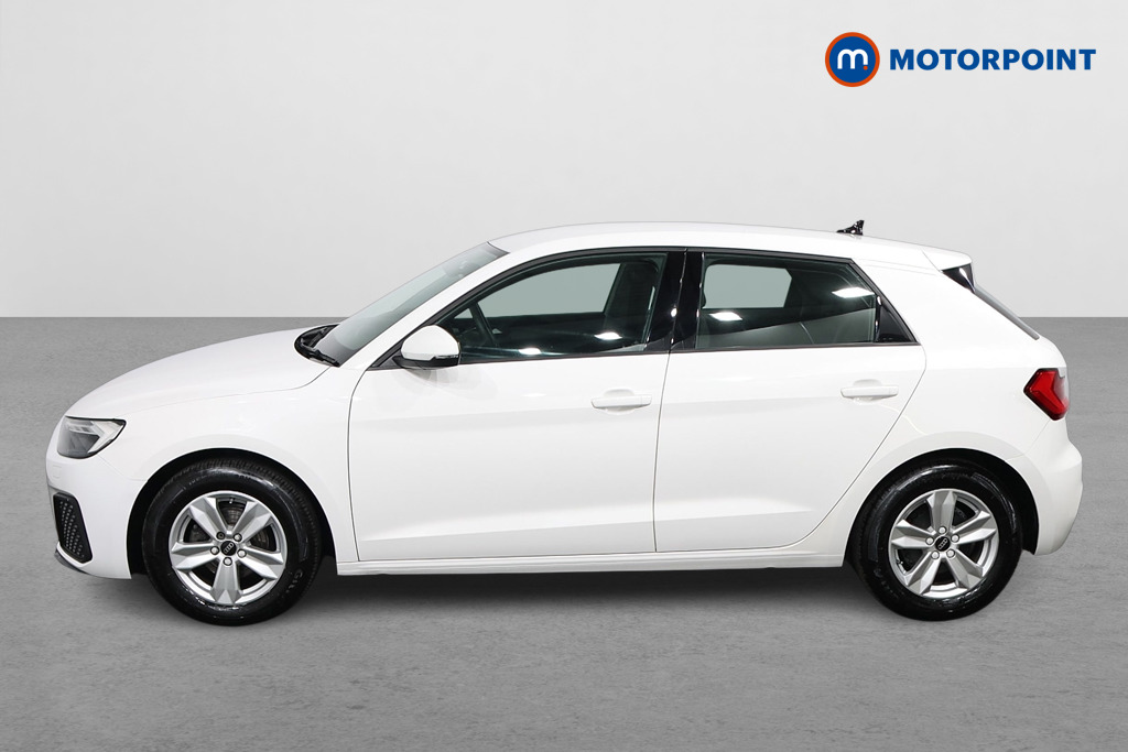 Audi A1 Technik Manual Petrol Hatchback - Stock Number (1572444) - Passenger side