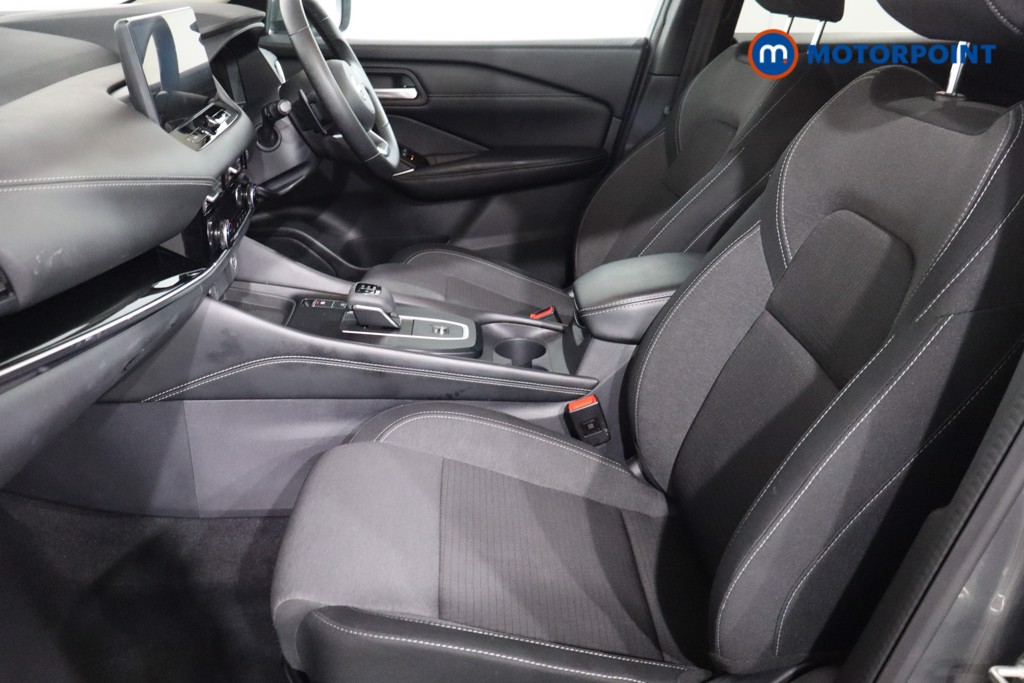 Nissan Qashqai N-Connecta Automatic Petrol SUV - Stock Number (1575564) - 4th supplementary image