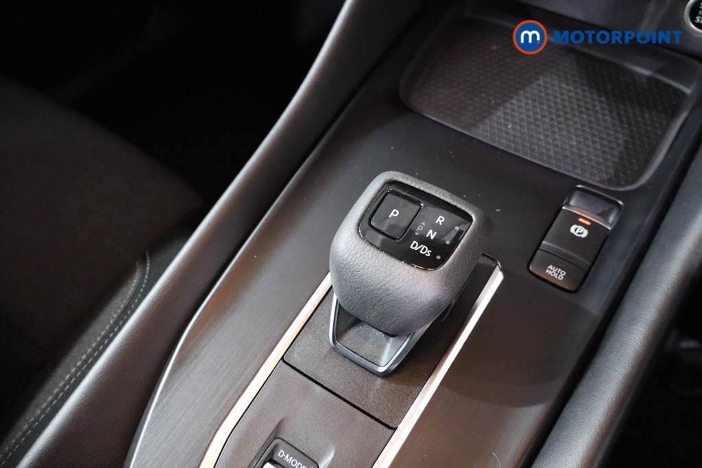 Nissan Qashqai N-Connecta Automatic Petrol SUV - Stock Number (1575564) - 14th supplementary image