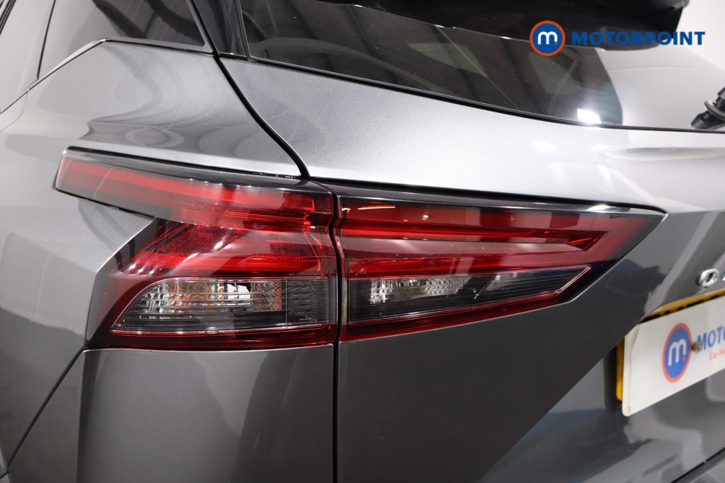 Nissan Qashqai N-Connecta Automatic Petrol SUV - Stock Number (1575564) - 35th supplementary image