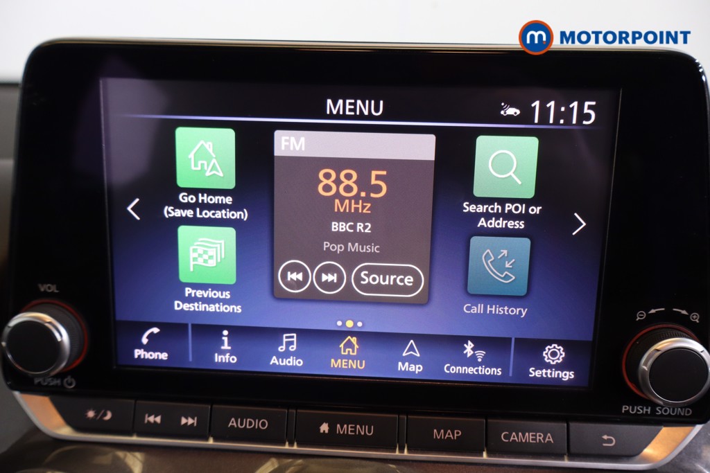 Nissan Juke N-Connecta Manual Petrol SUV - Stock Number (1575768) - 4th supplementary image