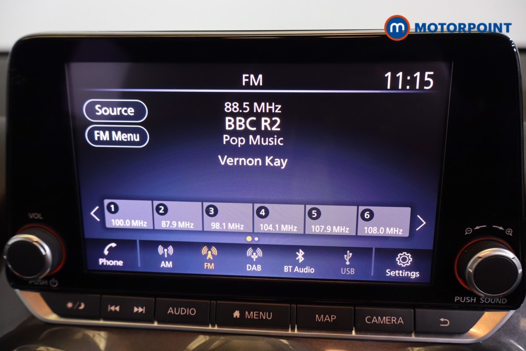 Nissan Juke N-Connecta Manual Petrol SUV - Stock Number (1575768) - 7th supplementary image