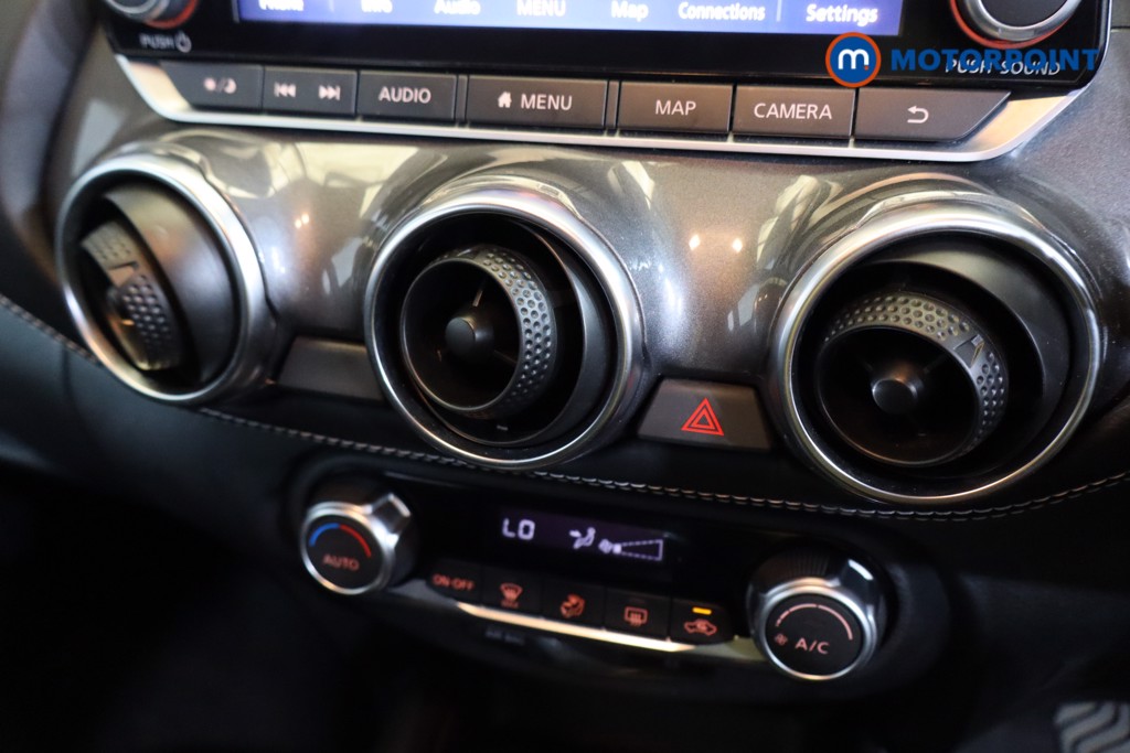 Nissan Juke N-Connecta Manual Petrol SUV - Stock Number (1575768) - 11th supplementary image