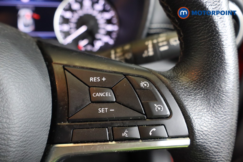 Nissan Juke N-Connecta Manual Petrol SUV - Stock Number (1575768) - 14th supplementary image