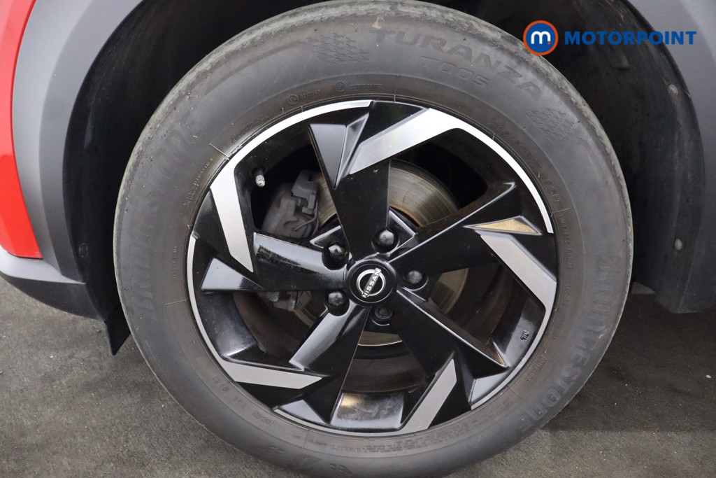 Nissan Juke N-Connecta Manual Petrol SUV - Stock Number (1575768) - 27th supplementary image