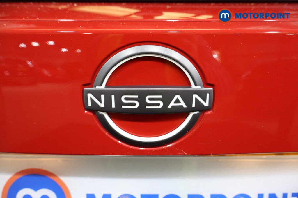 Nissan Juke N-Connecta Manual Petrol SUV - Stock Number (1575768) - 32nd supplementary image