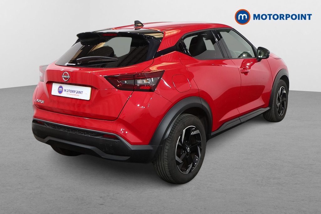 Nissan Juke N-Connecta Manual Petrol SUV - Stock Number (1575768) - Drivers side rear corner