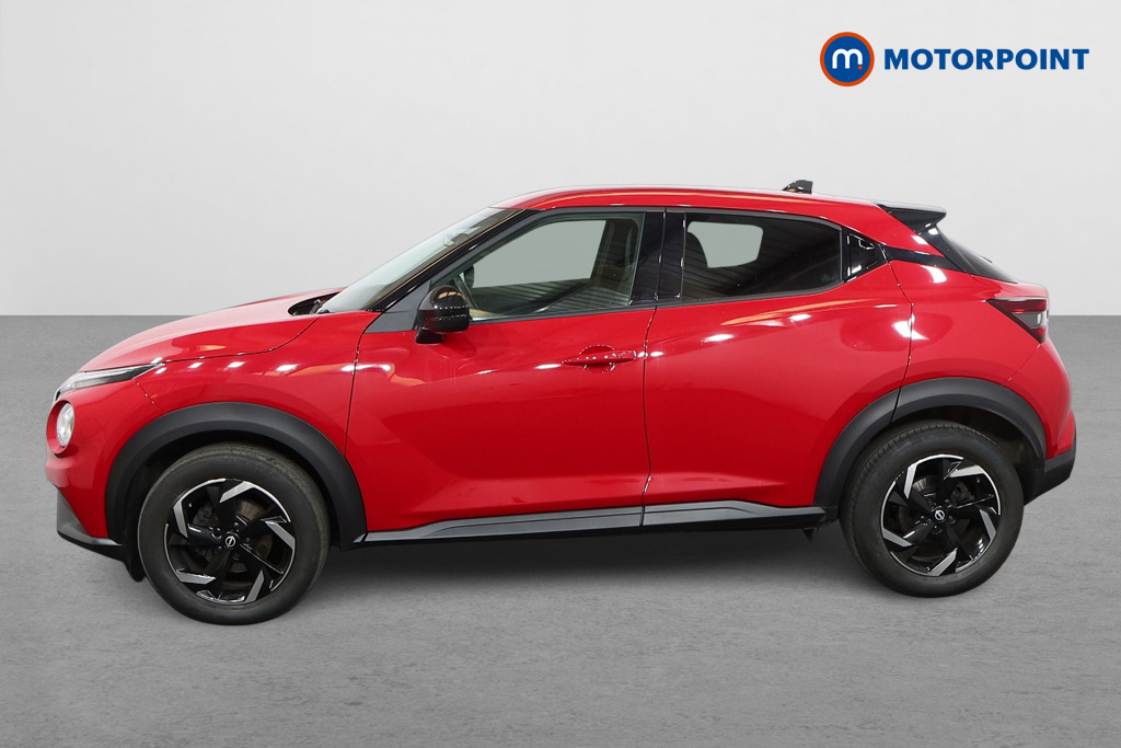 Nissan Juke N-Connecta Manual Petrol SUV - Stock Number (1575768) - Passenger side