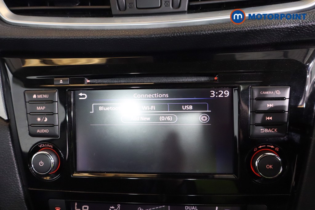 Nissan Qashqai Tekna Manual Petrol SUV - Stock Number (1575858) - 9th supplementary image