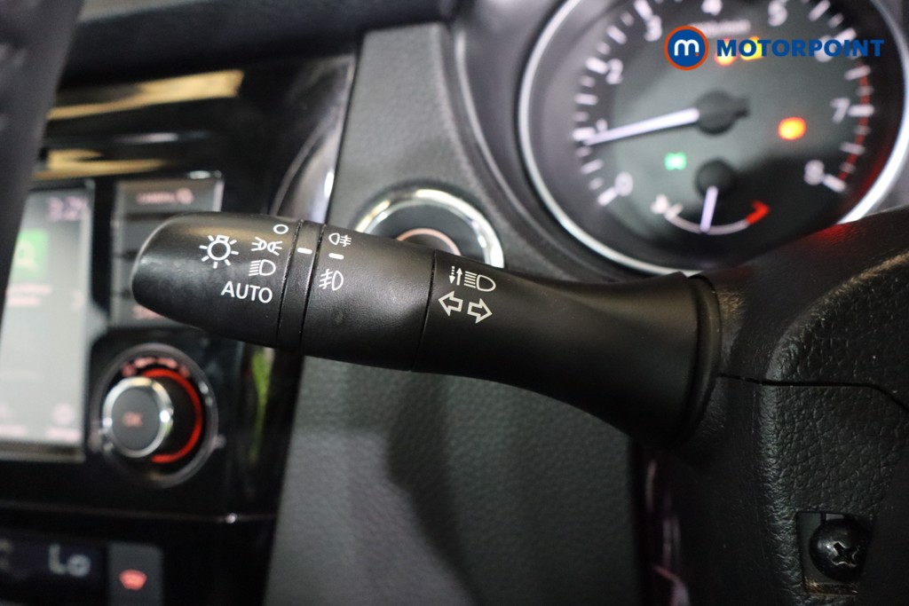 Nissan Qashqai Tekna Manual Petrol SUV - Stock Number (1575858) - 16th supplementary image