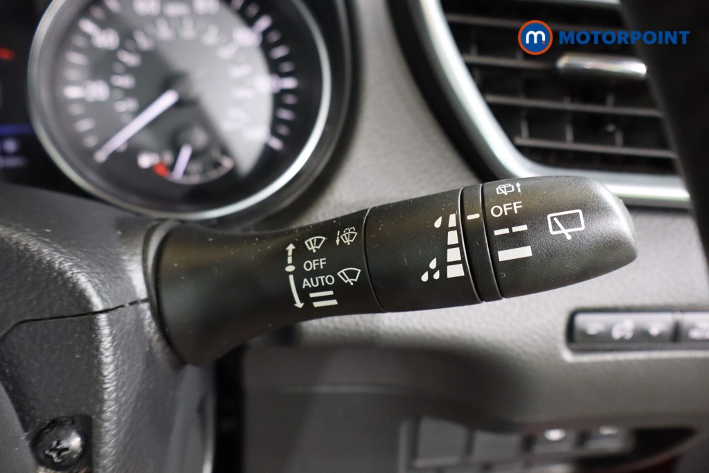 Nissan Qashqai Tekna Manual Petrol SUV - Stock Number (1575858) - 17th supplementary image