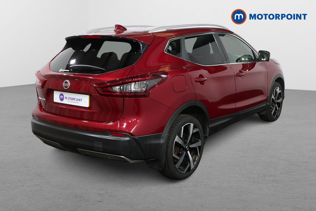 Nissan Qashqai Tekna Manual Petrol SUV - Stock Number (1575858) - Drivers side rear corner