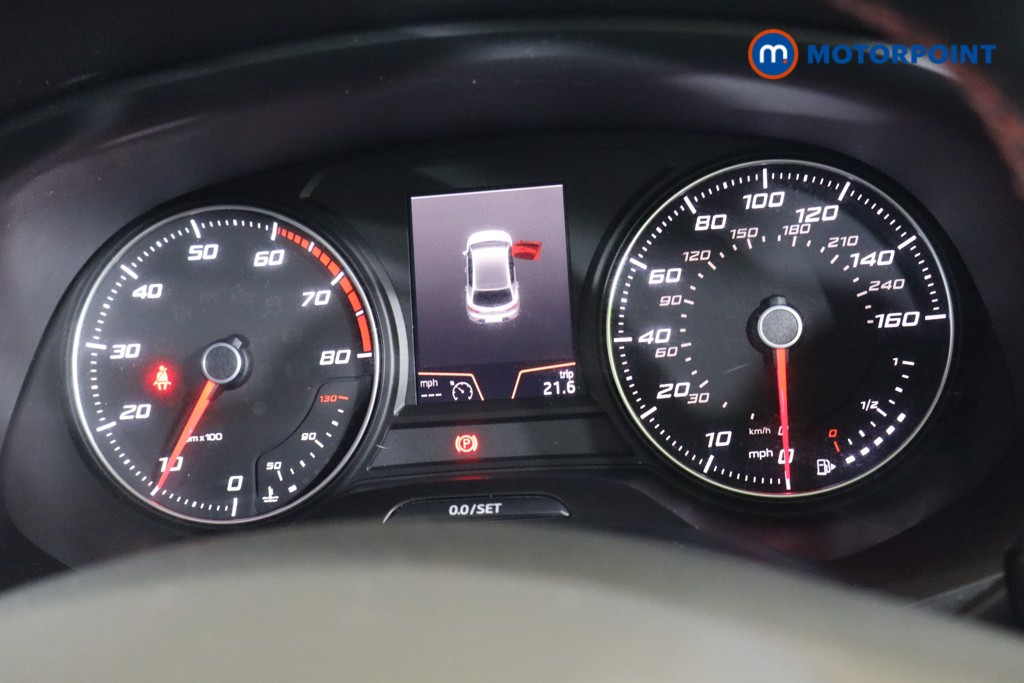 Seat Leon FR Manual Petrol Hatchback - Stock Number (1576050) - 2nd supplementary image