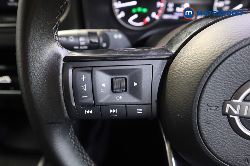 Nissan Qashqai Acenta Premium Manual Petrol SUV - Stock Number (1577557) - 3rd supplementary image