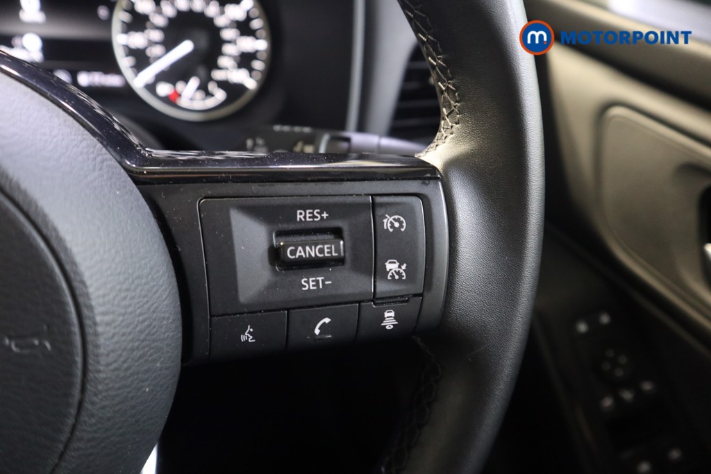 Nissan Qashqai Acenta Premium Manual Petrol SUV - Stock Number (1577557) - 4th supplementary image