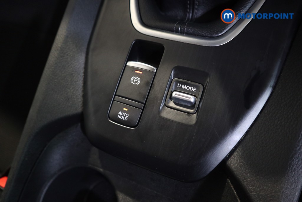 Nissan Qashqai Acenta Premium Manual Petrol SUV - Stock Number (1577557) - 9th supplementary image