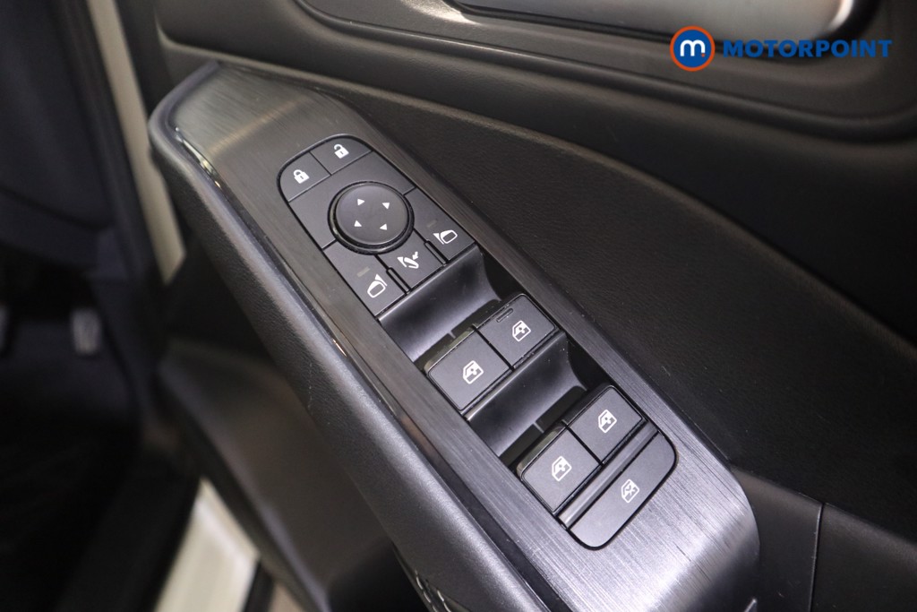 Nissan Qashqai Acenta Premium Manual Petrol SUV - Stock Number (1577557) - 12th supplementary image